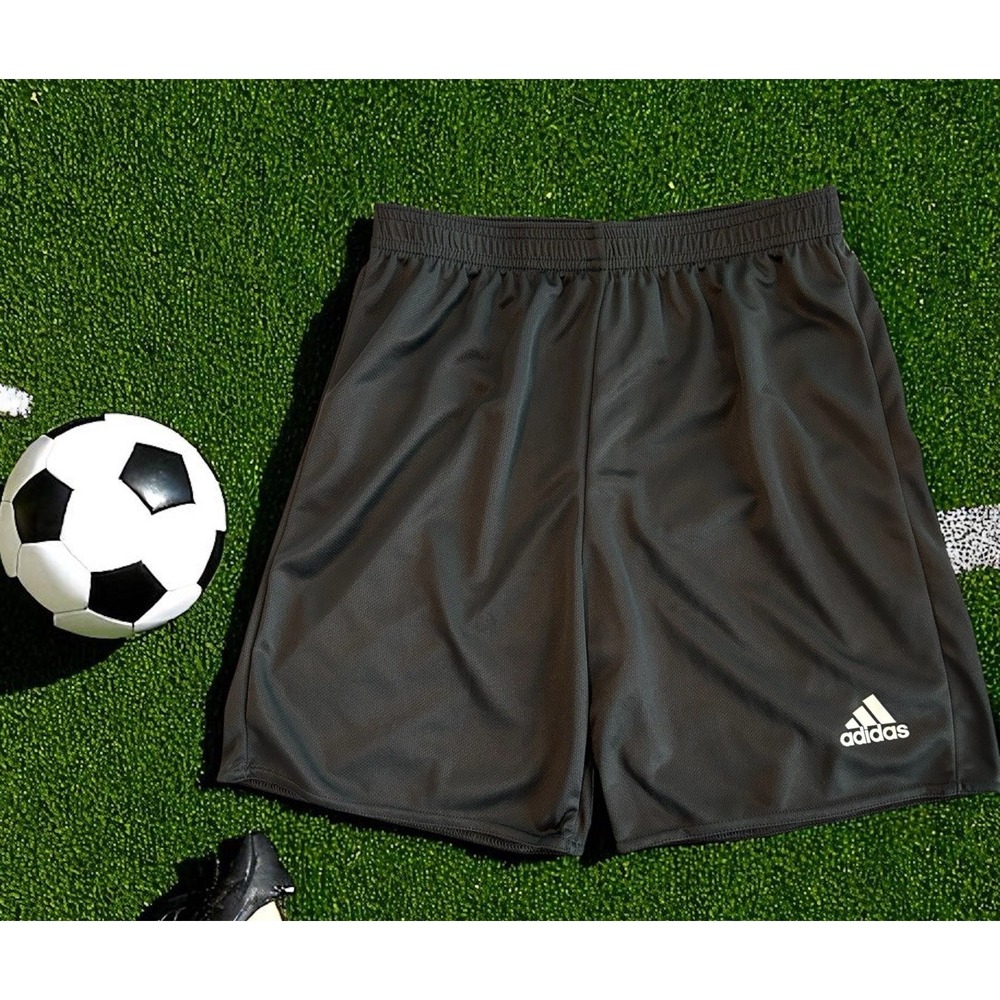 NWT Adidas aeroready shorts for SOCCER football youth SIZE large NEW BASKETBALL‎